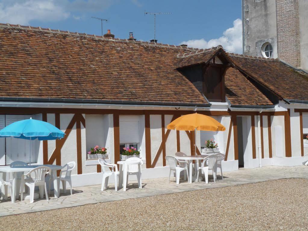 Logis Hotel Du Cygne Брасьє Екстер'єр фото